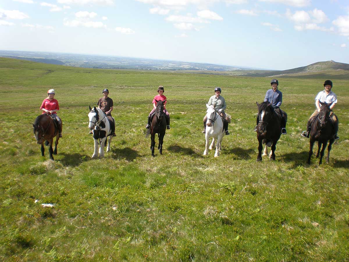 Cholwell Riding Stables