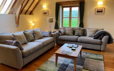 Oak Barn - Living Room