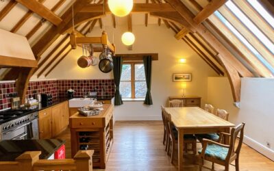 Oak Barn - Dining Room